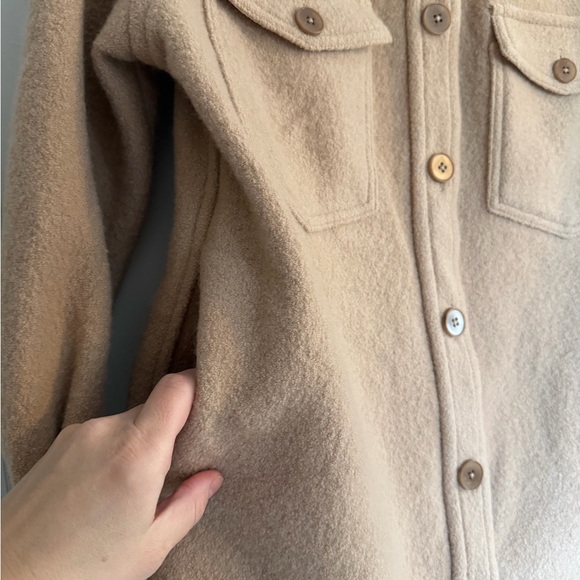 Aritzia Wilfred Free, Ganna Shirt Jacket, Tan Camel 100%  Merino wool size Small - Picture 6 of 11